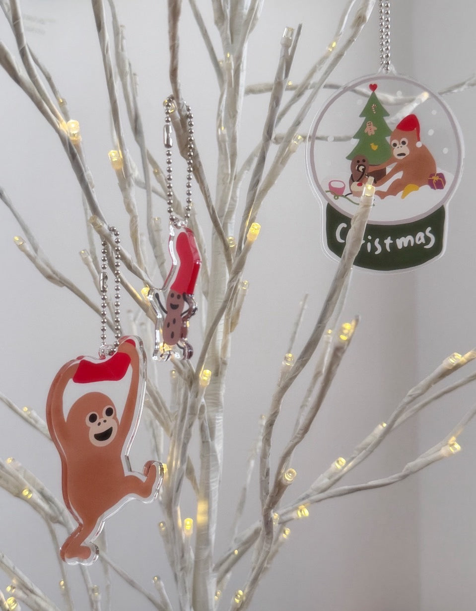 Acrylic Keychain (Snow Globe)